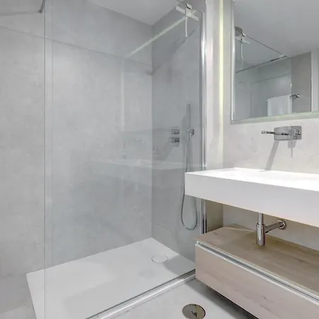 Luxurious Sea View In Apartment Marbella