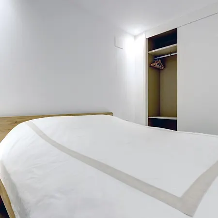 Luxurious Sea View In Apartment
