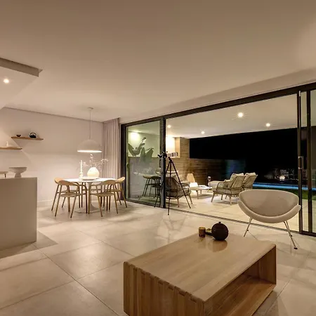 Apartment Luxurious Sea View In *